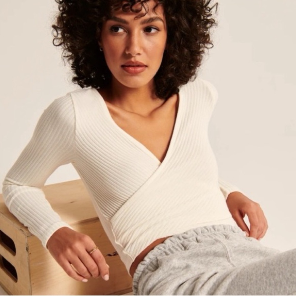 Abercrombie Long Sleeved Wrap Top